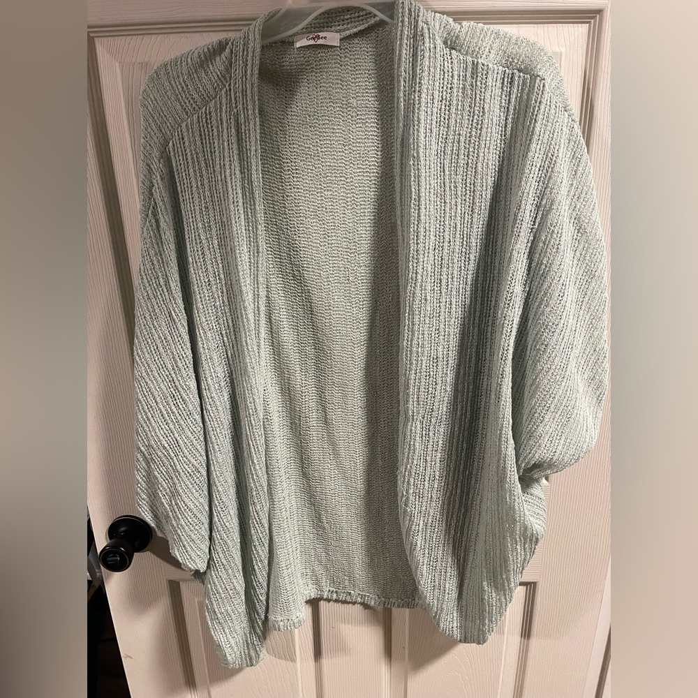 Elegant Light Green Cardigan